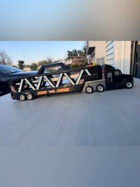 Hotwheels Black Toy Cargo Carrier 1997 Vintage. 18.5” pre-owned